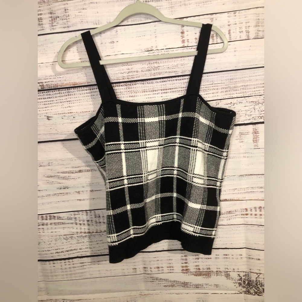 Black and White Plaid Women's Top